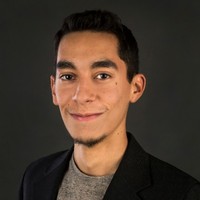 Christopher M De La Rosa
