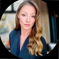 Angela Bates