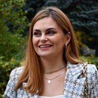 Azra Ibrić