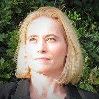 Sharon Dekker