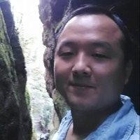 李威巍