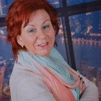 Angela van Lierop