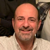 Roberto Hevia Flores