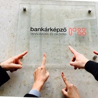 Nemzetközi Bankárképző Központ