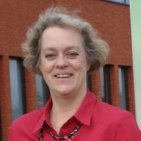 Liz Bates