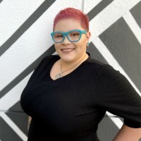 Savonna Stender-Bondesson, (She, Her), Lcsw
