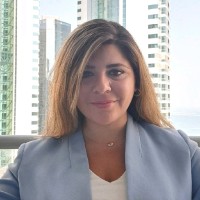 Maya Mantash, Cfa