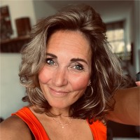 Suzanne Van Moorselaar