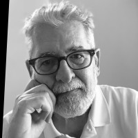 Ralph Hale