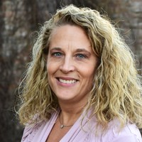 Dina Voit