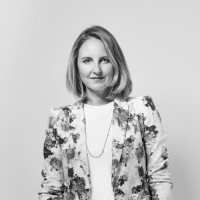 Dr. Catharina Recker