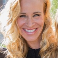 Kelly M Scoggins