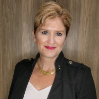 Lindsay Silveus
