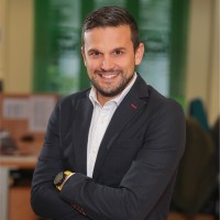 Sergi L.