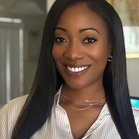 Shaunna R.