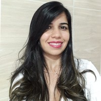 Lilly Siqueira