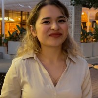 Angela Tovar
