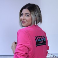 Bruna J.