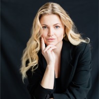 Julia Maria Regh