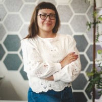 Emma San Jose