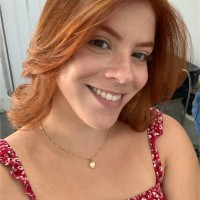 Marcelle Cristina Flores