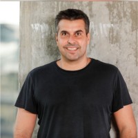 Gustavo Soares