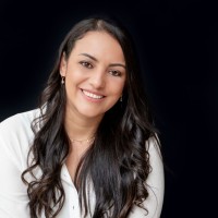 Paula Correa Lopes Gomes