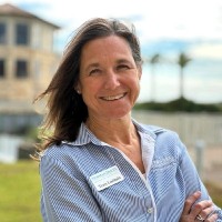 Tracy Hoft-Louthain, APR, CPRC