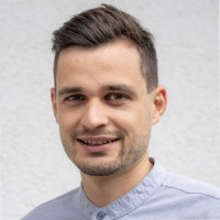 Kornel Trayer