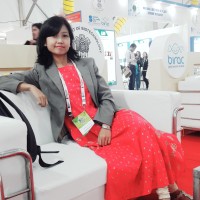 Julia Elangbam