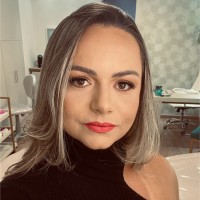 Débora Prates Ribeiro