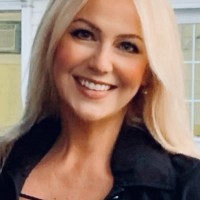 Lesley O'Brien