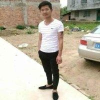 黄一伦