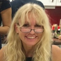 Christine Knauf