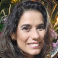 Ana Karla Oliveira