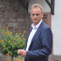 Ralf Hundhausen
