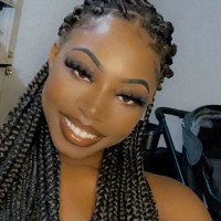 Darrielle Mills
