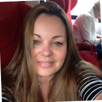 Sandra Oakey