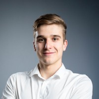 Lucas D.