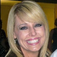 Rhonda Schwob