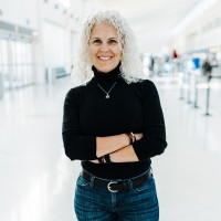 Stephanie Riley, Cm