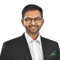 Raj Vora, Cfa