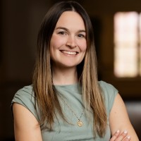 Sara Warner