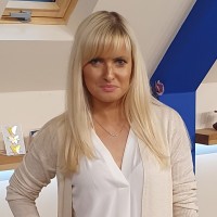 Yana Smakula