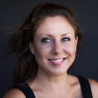 Laura Thomas