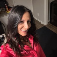Theresa Holt