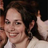 Eva Houthooft