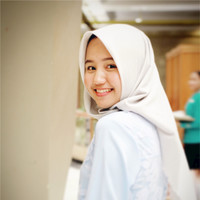 Farah Putri Listyaningrum