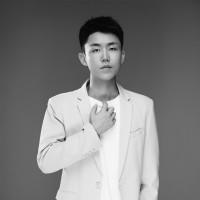 Junge Huang