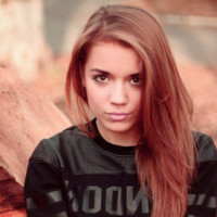 Дана Захаровa